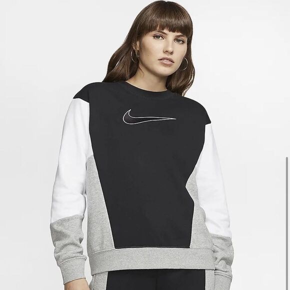 Nike Pullover✨ - Picture 1 of 6